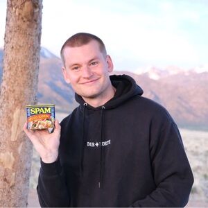 Meet your Posher, Elliot